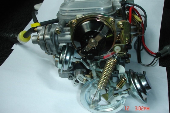 टोयोटा 22R इंजन OEM 21100-35520 के लिए कैबरेटर गैसोलीन इंजन पार्ट्स