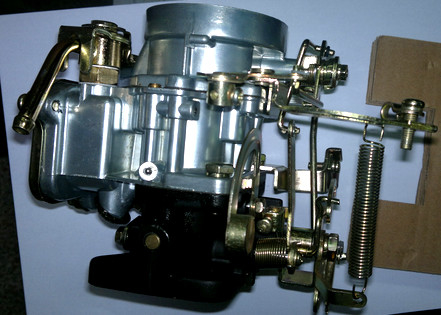 फ्यूल सिस्टम कार्बोरेटर ऑटो इंजन पार्ट्स निसान J15 12 महीने की वारंटी
